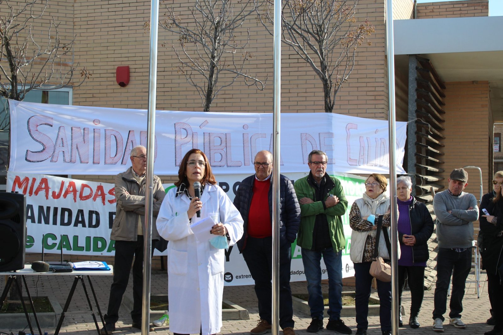 Plataforma por la Sanidad Pública de Miajadas denuncia retraso en la implementación de fisioterapia integral