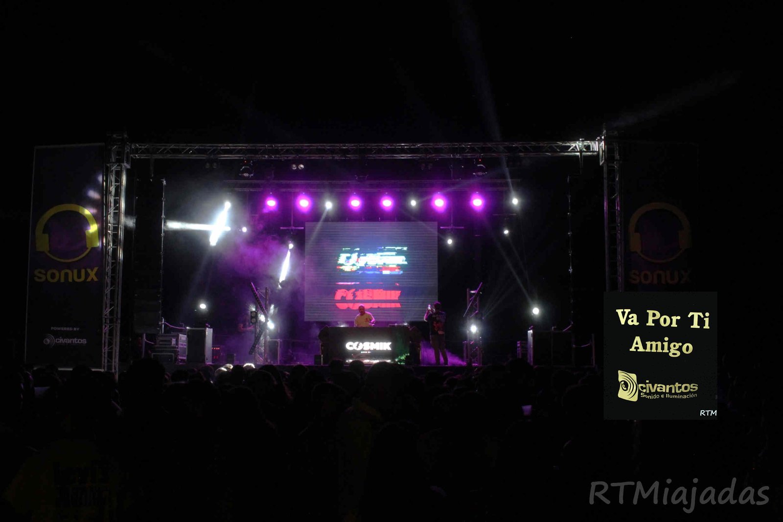 Ambiente vibrante en la Macrofiesta Sonux, un homenaje emocionante a Civantos que no se olvidará