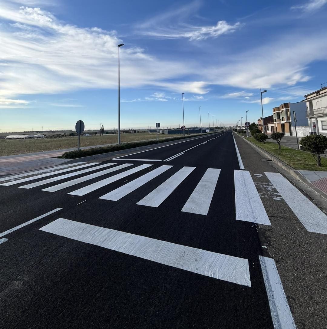 Finalizan los trabajos de asfaltado y pintura vial en la Autovía Autonómica Ex-A2 de Miajadas a Don Benito