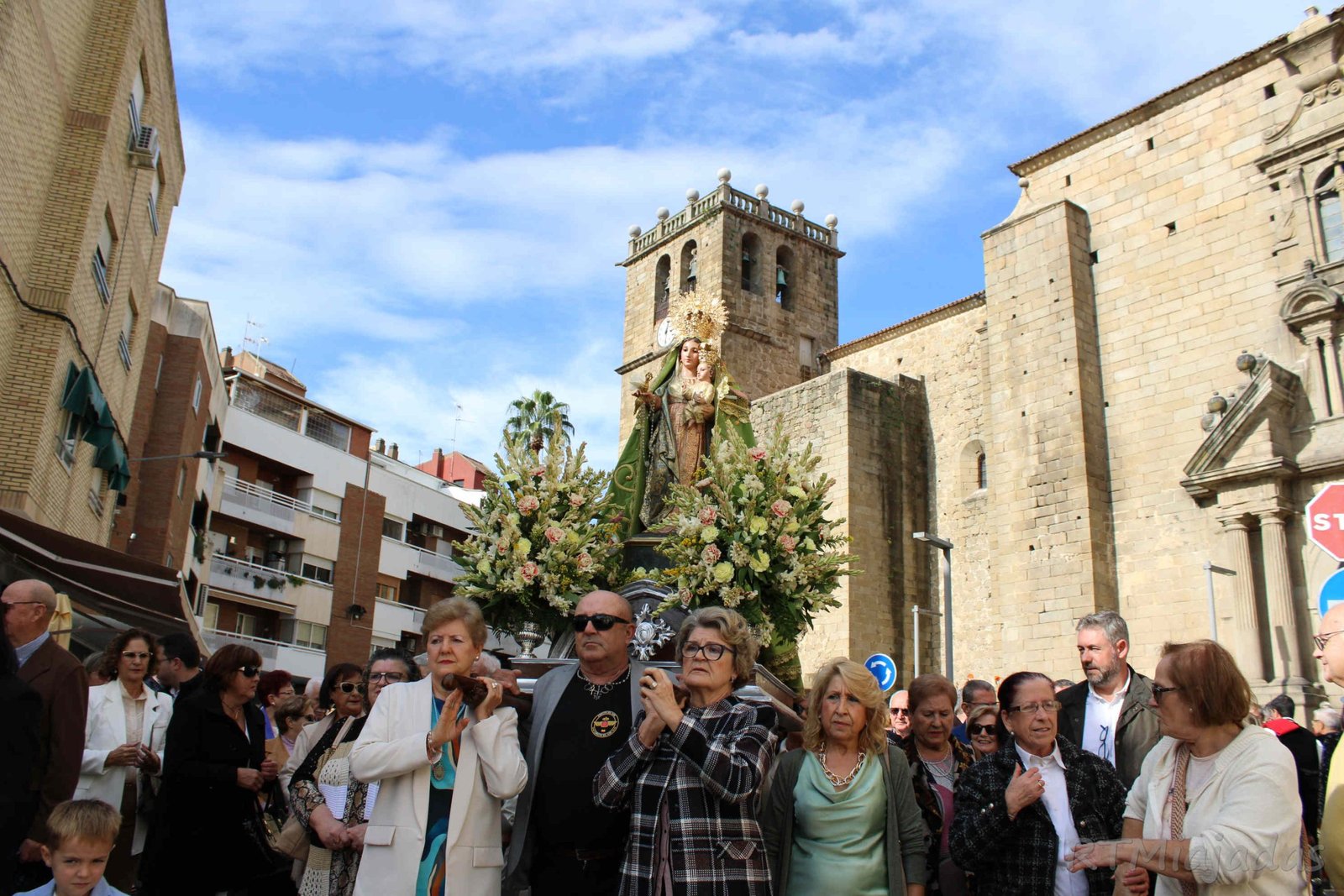 Culminan los actos en honor a la Virgen de la Consolación con la emotiva procesión tradicional.