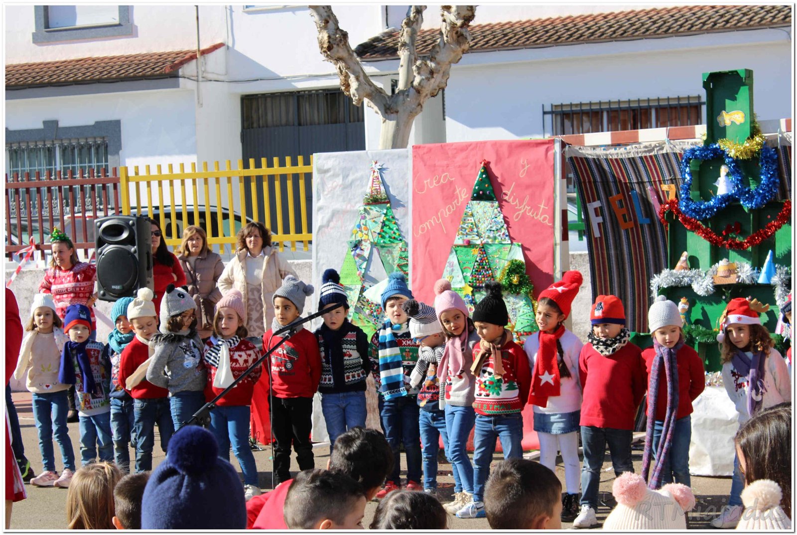 El CEIP Ntra. Sra. de Guadalupe llena de magia y alegría su Festival de Villancicos Navideños