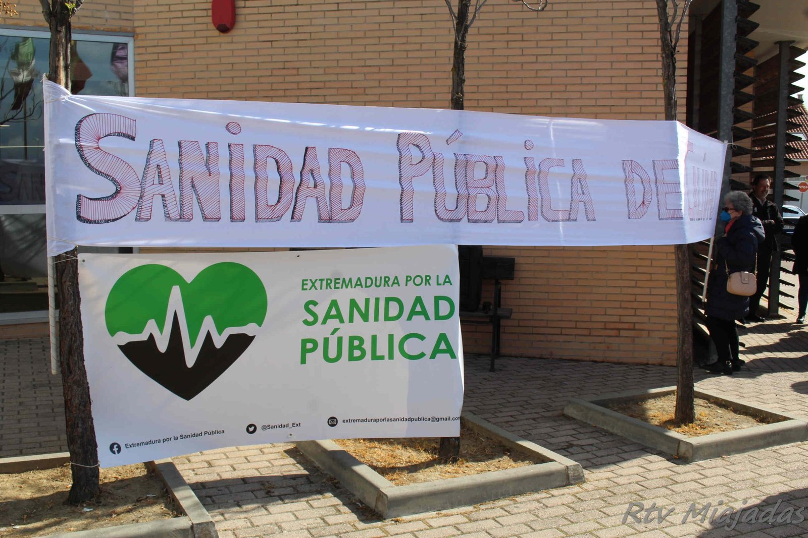 Plataforma por la Sanidad Pública de Miajadas Presenta Reclamaciones para Cumplir Plazos Legales de Asistencia Sanitaria