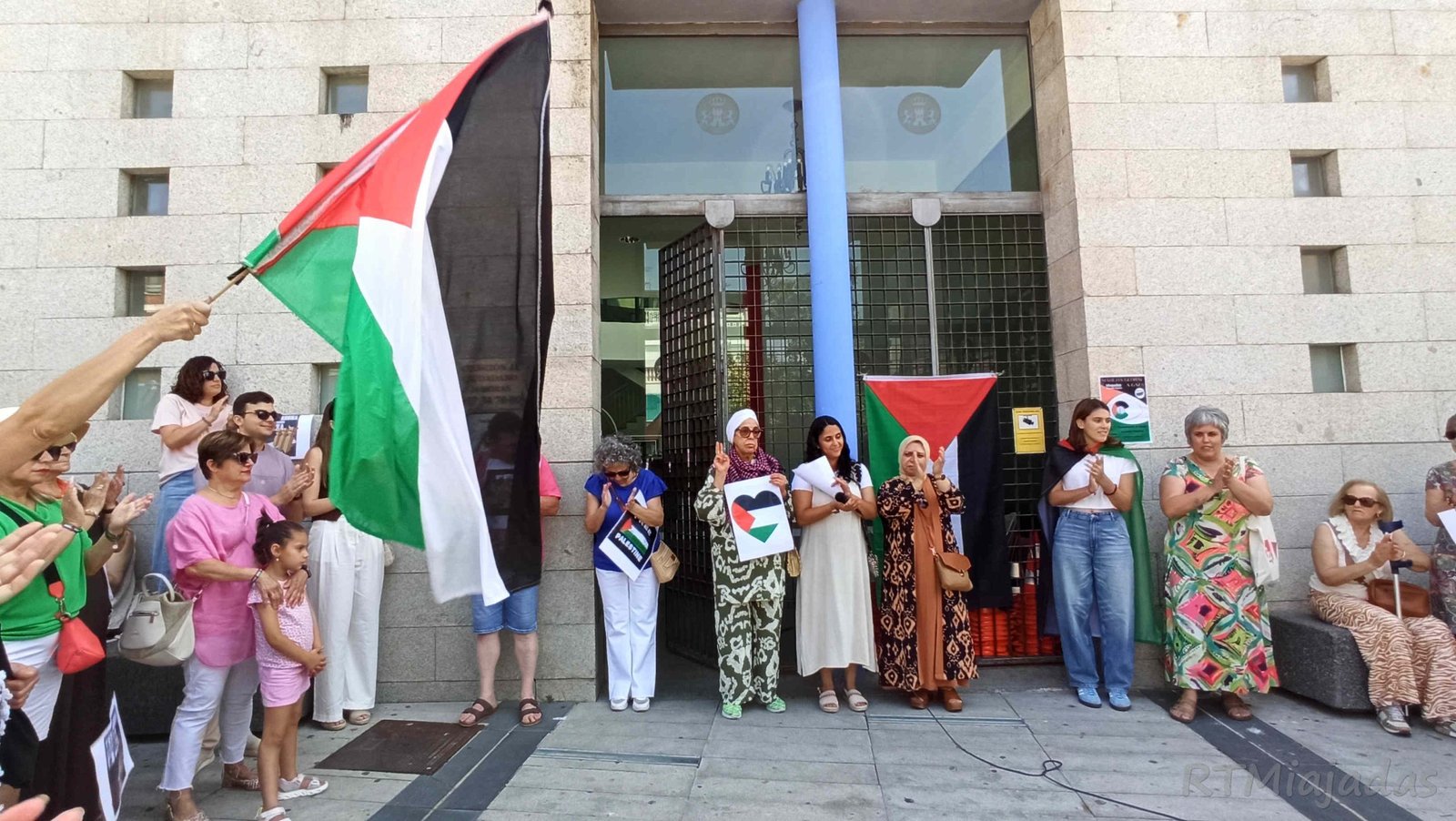 Decenas de madrileños protestan en Madrid por la situación en Gaza durante la «Marcha Global a Gaza»
