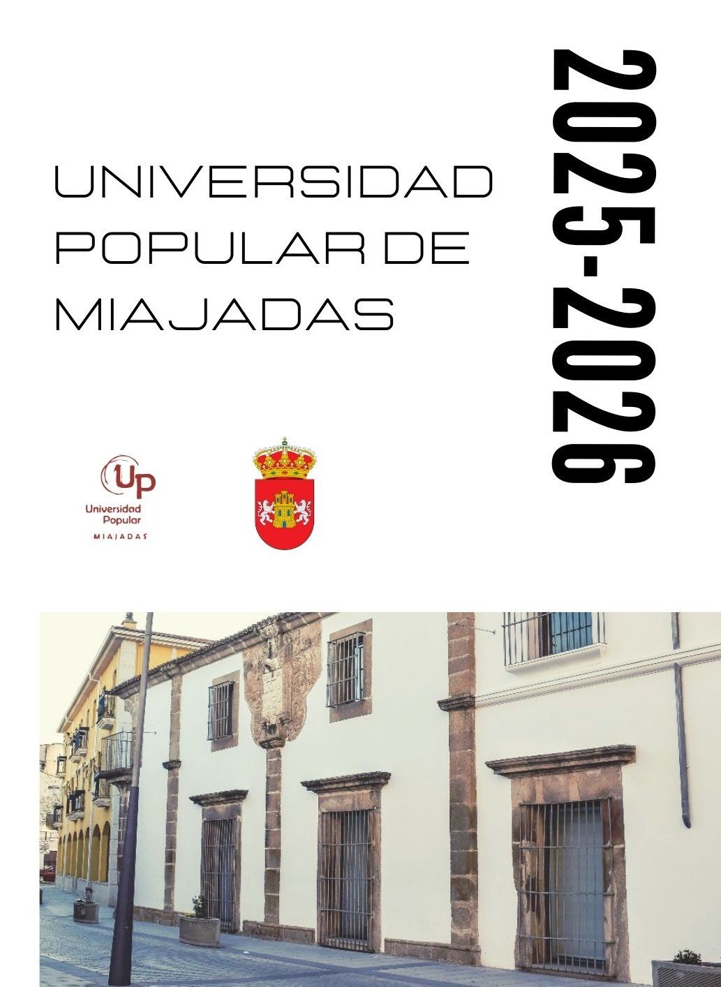Nuevas plazas abiertas en los cursos 2025/2026 de la Universidad Popular con matrícula ya disponible