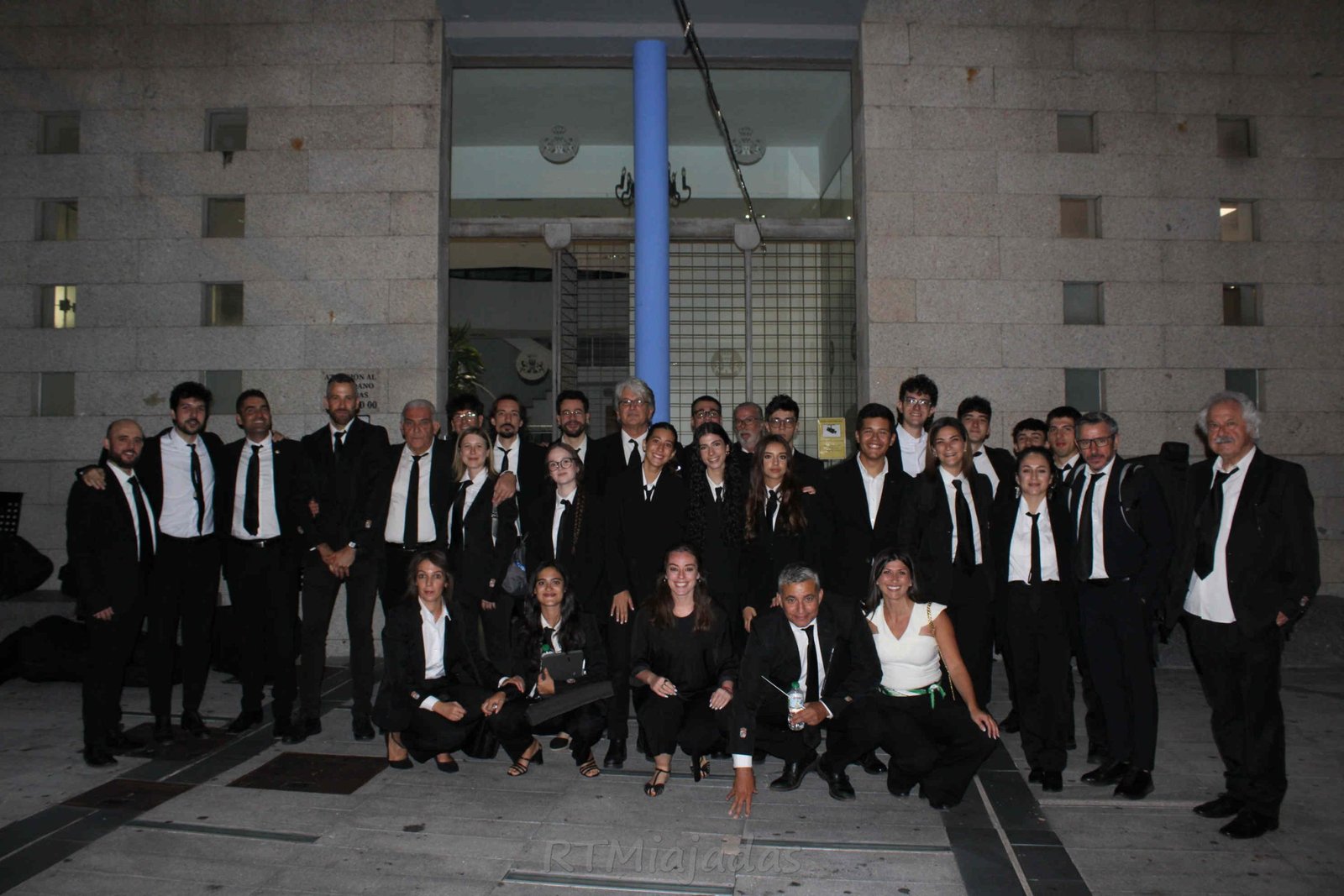 La Banda Sinfónica de la Diputación de Cáceres pone el broche final al Día de Extremadura en Miajadas con un concierto memorable